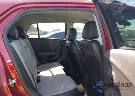 2021 Chevrolet Trax Fwd Lt z USA, uszkodzony, nr VIN KL7CJLSB3MB317790